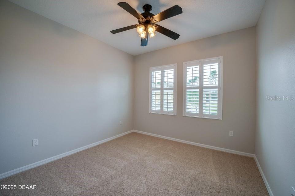 Image 19 of 37 For 13526 Fountainbleau Drive