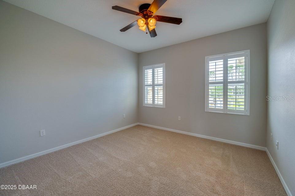 Image 24 of 37 For 13526 Fountainbleau Drive
