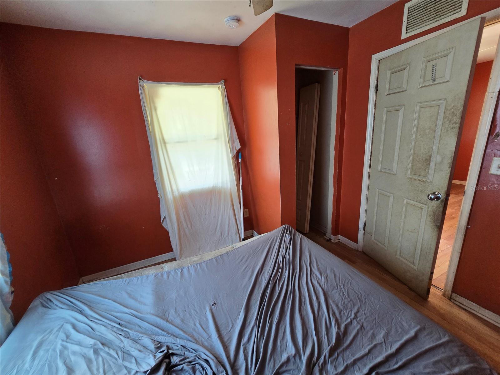 Image 6 of 17 For 545 Washington Street