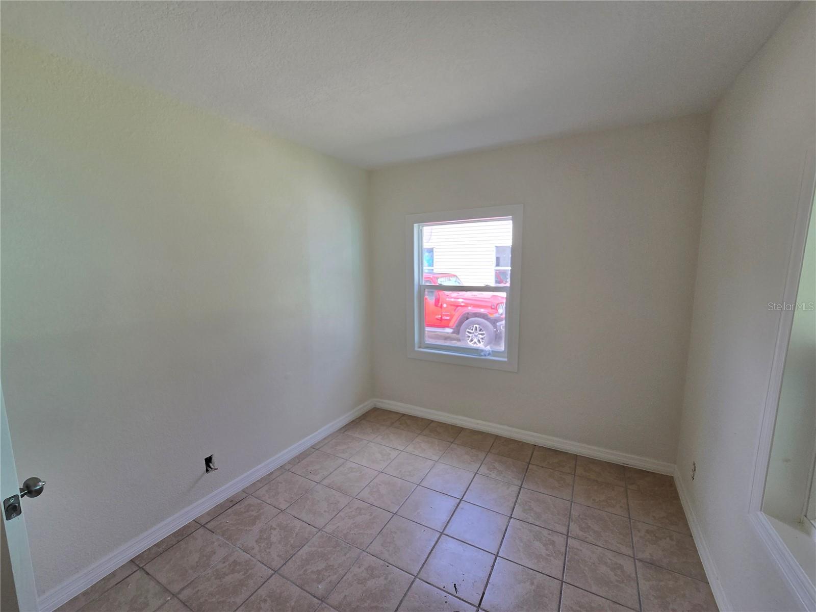 Image 8 of 14 For 541 Washington Street