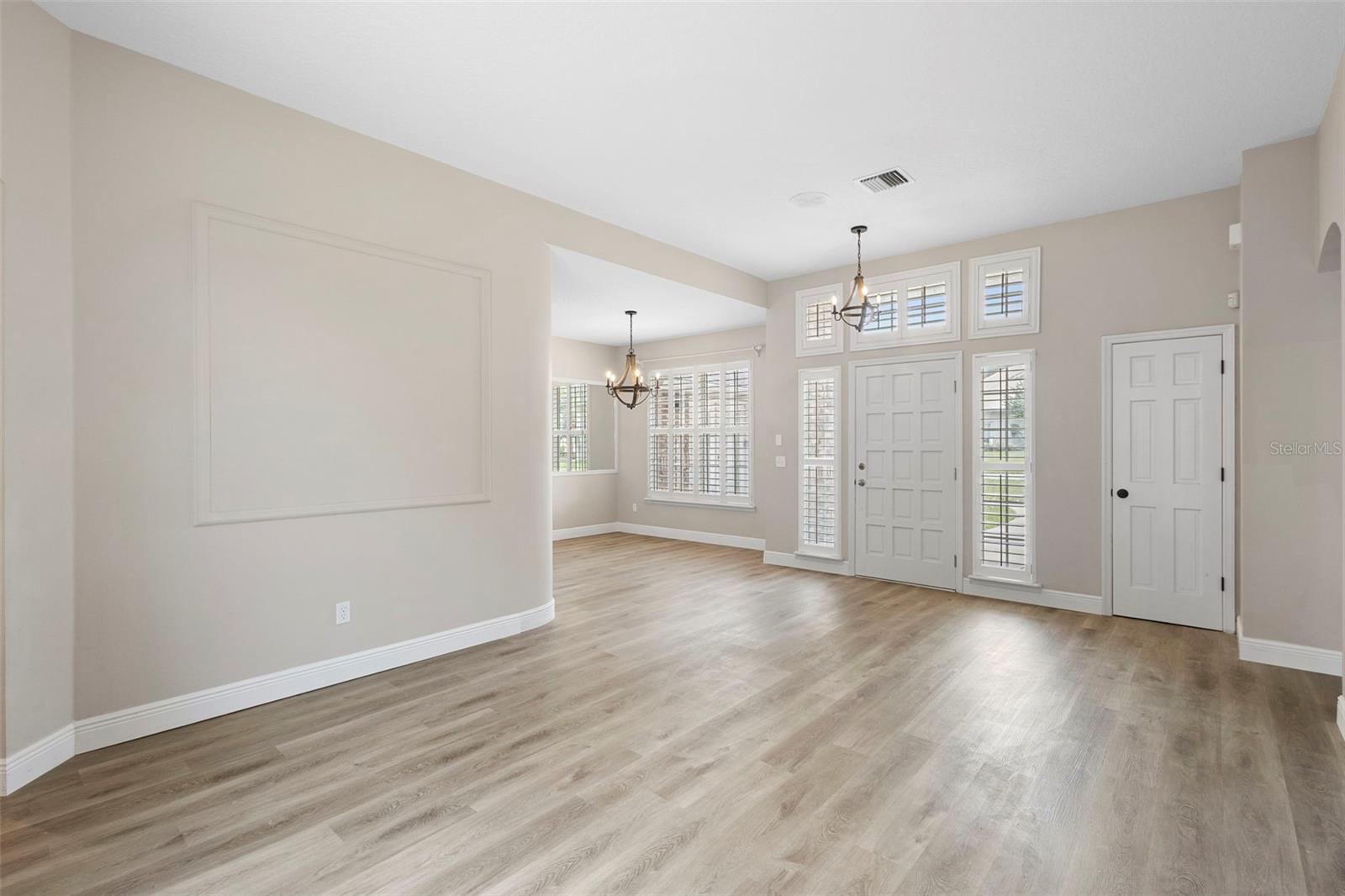 Image 12 of 42 For 317 Alexandra Woods Drive