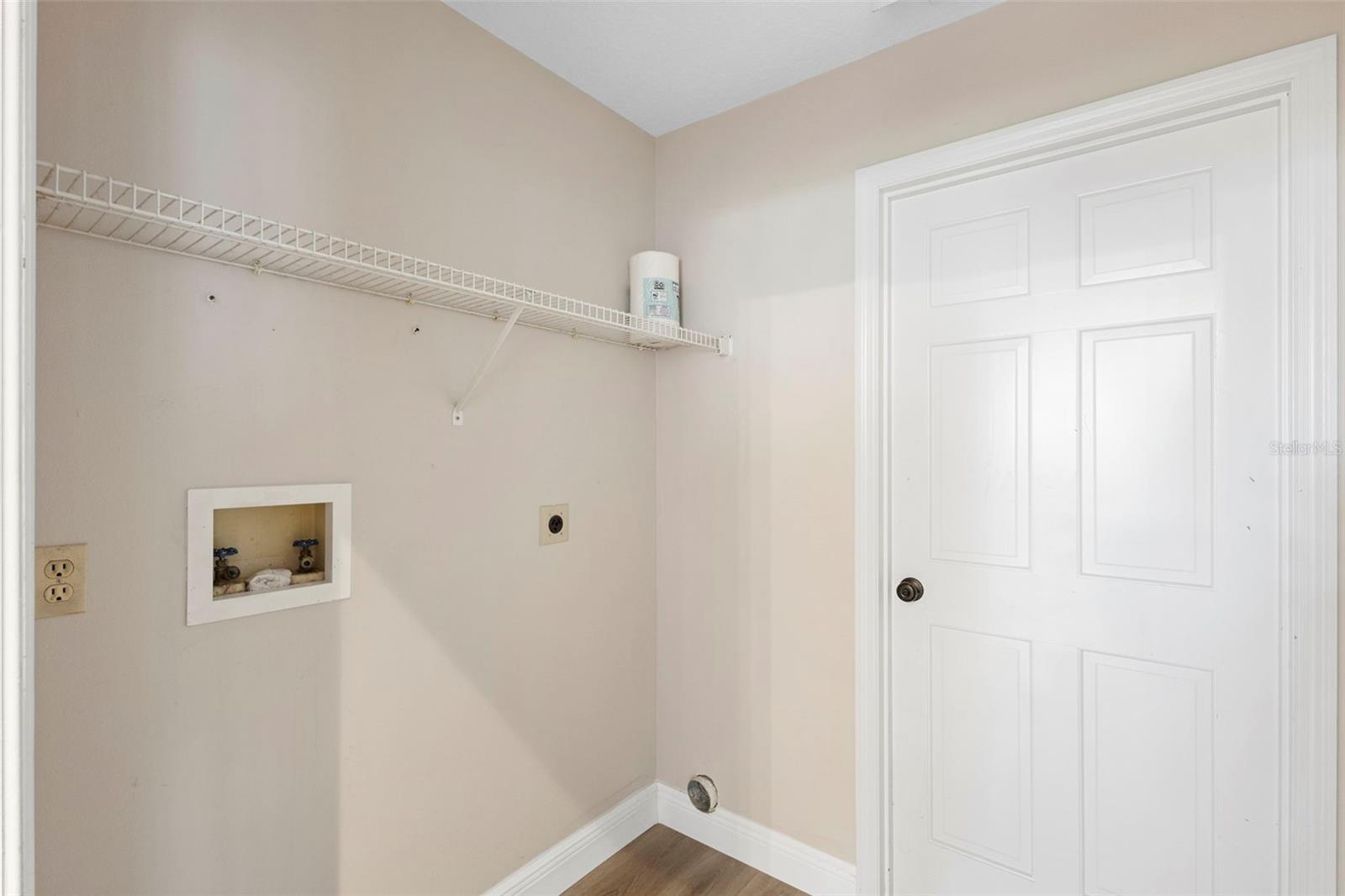 Image 30 of 42 For 317 Alexandra Woods Drive