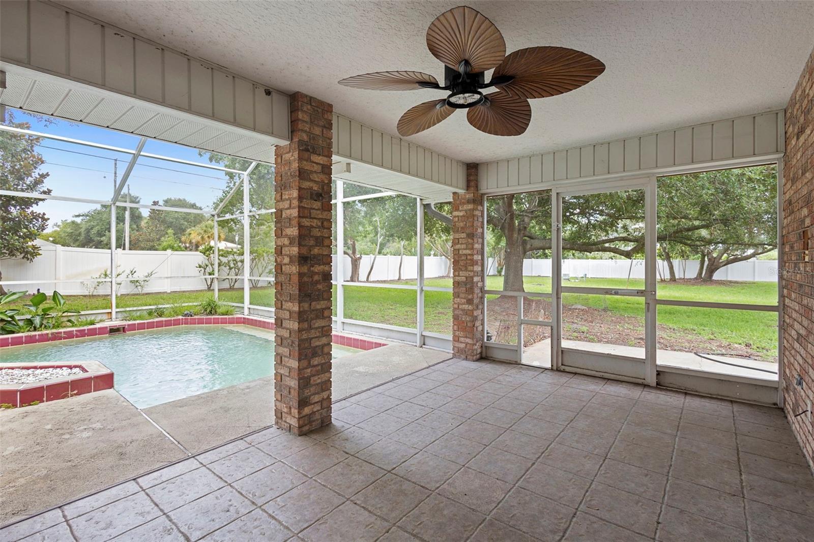 Image 31 of 42 For 317 Alexandra Woods Drive