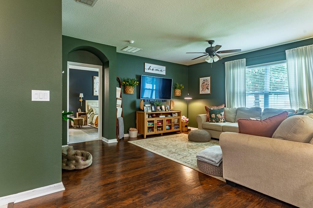 Image 11 of 35 For 2756 Star Coral Lane