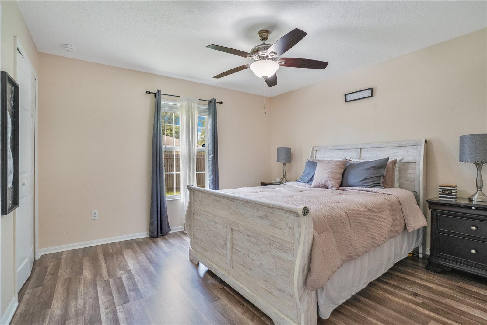 Image 16 of 31 For 819 Buford Avenue