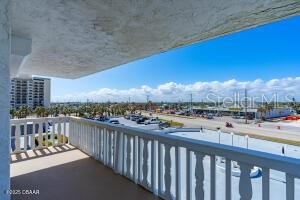 Image 37 of 42 For 1575 Ocean Shore Boulevard 307