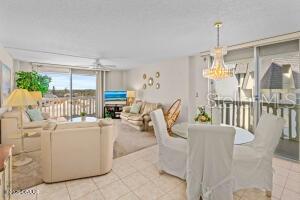 Image 6 of 42 For 1575 Ocean Shore Boulevard 307
