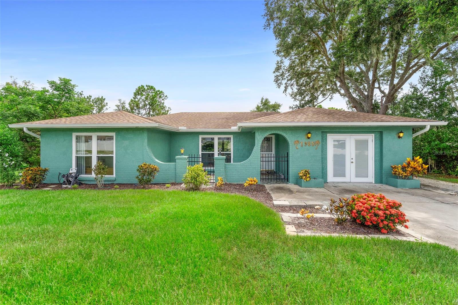 Details for 1985 Monterey Drive, DELTONA, FL 32738