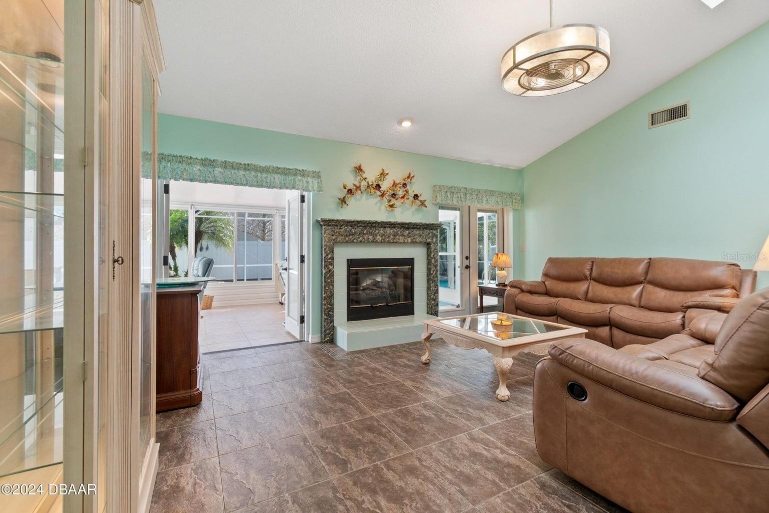 Image 10 of 32 For 5797 Windsor Hill Drive