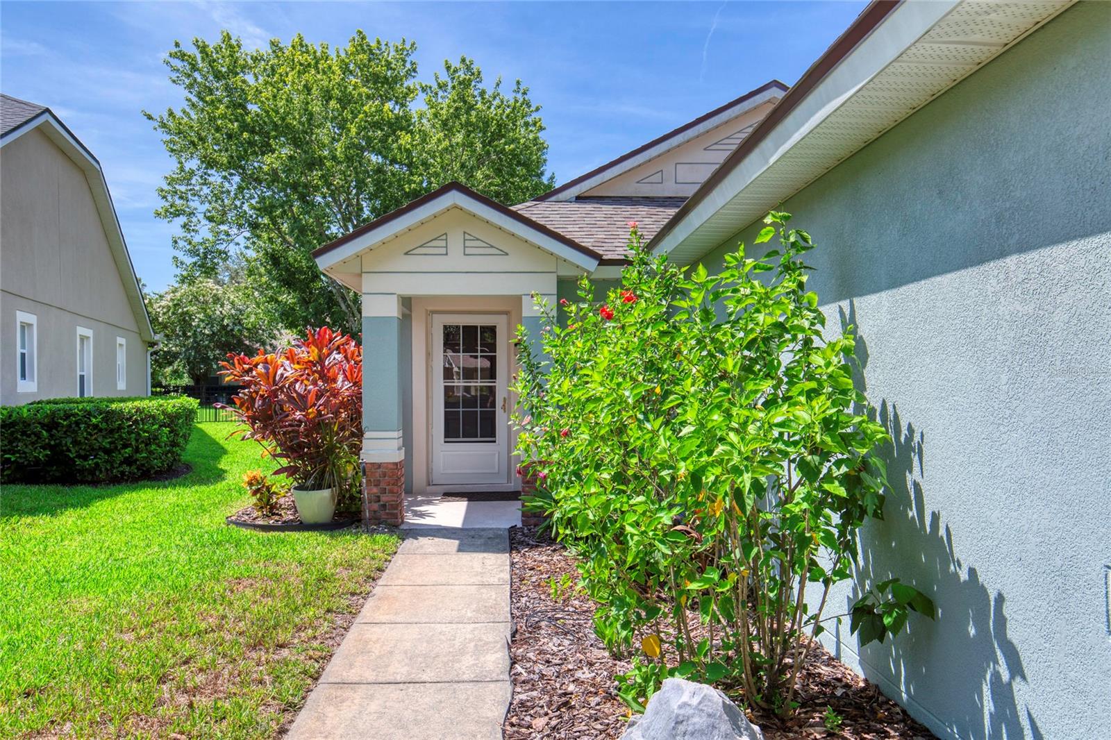 Image 38 of 68 For 120 Littleton Circle