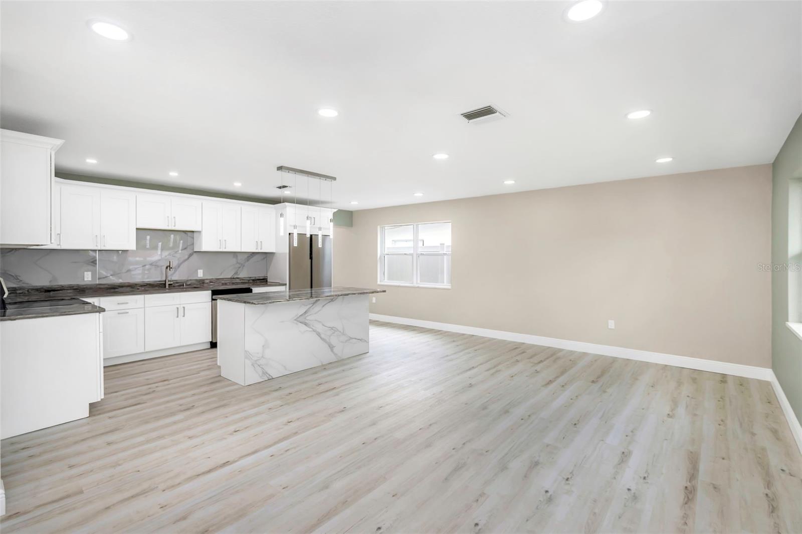 Image 18 of 45 For 4191 71st Avenue N