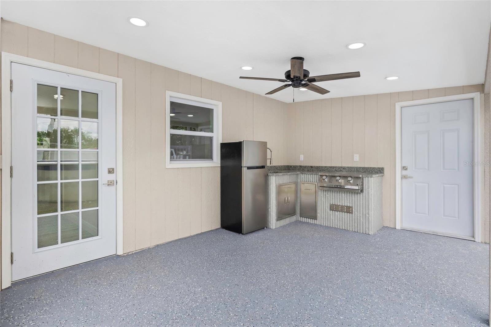 Image 35 of 45 For 4191 71st Avenue N