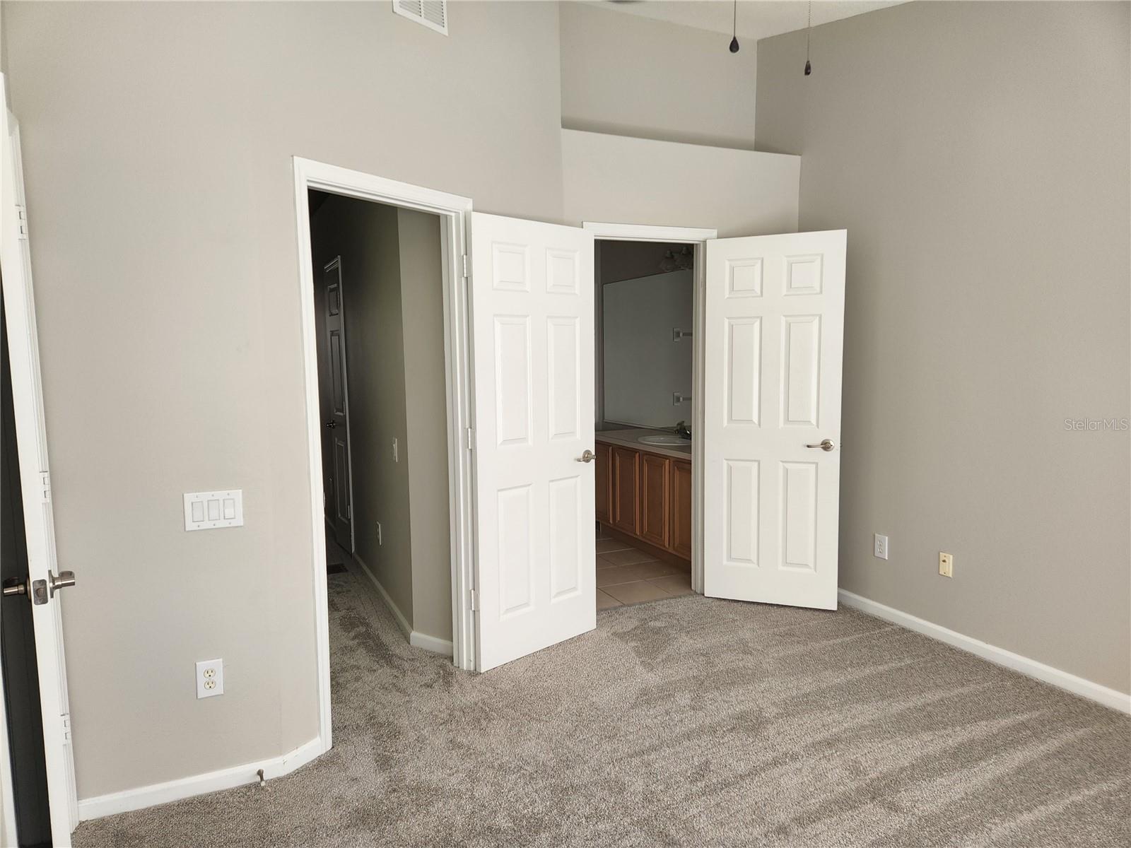 Image 25 of 32 For 1010 Vineland Place