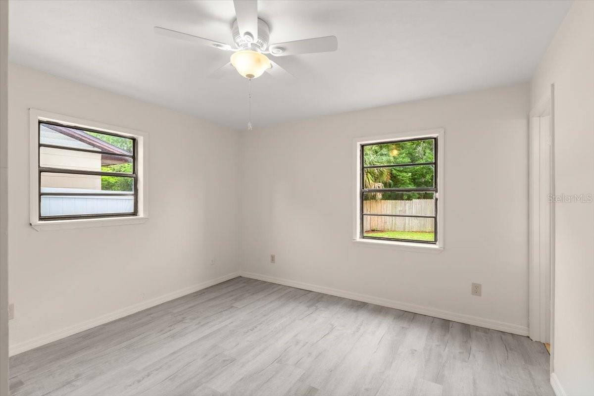 Image 21 of 45 For 1195 10th Street