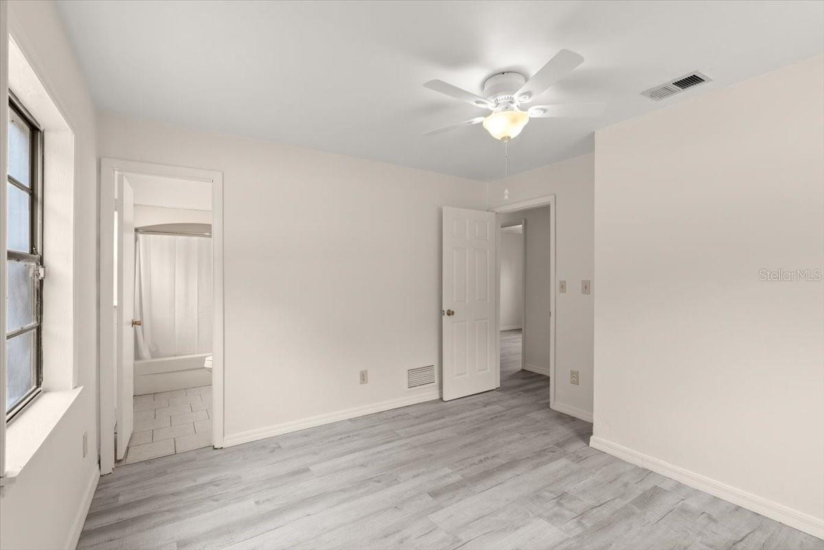 Image 22 of 45 For 1195 10th Street