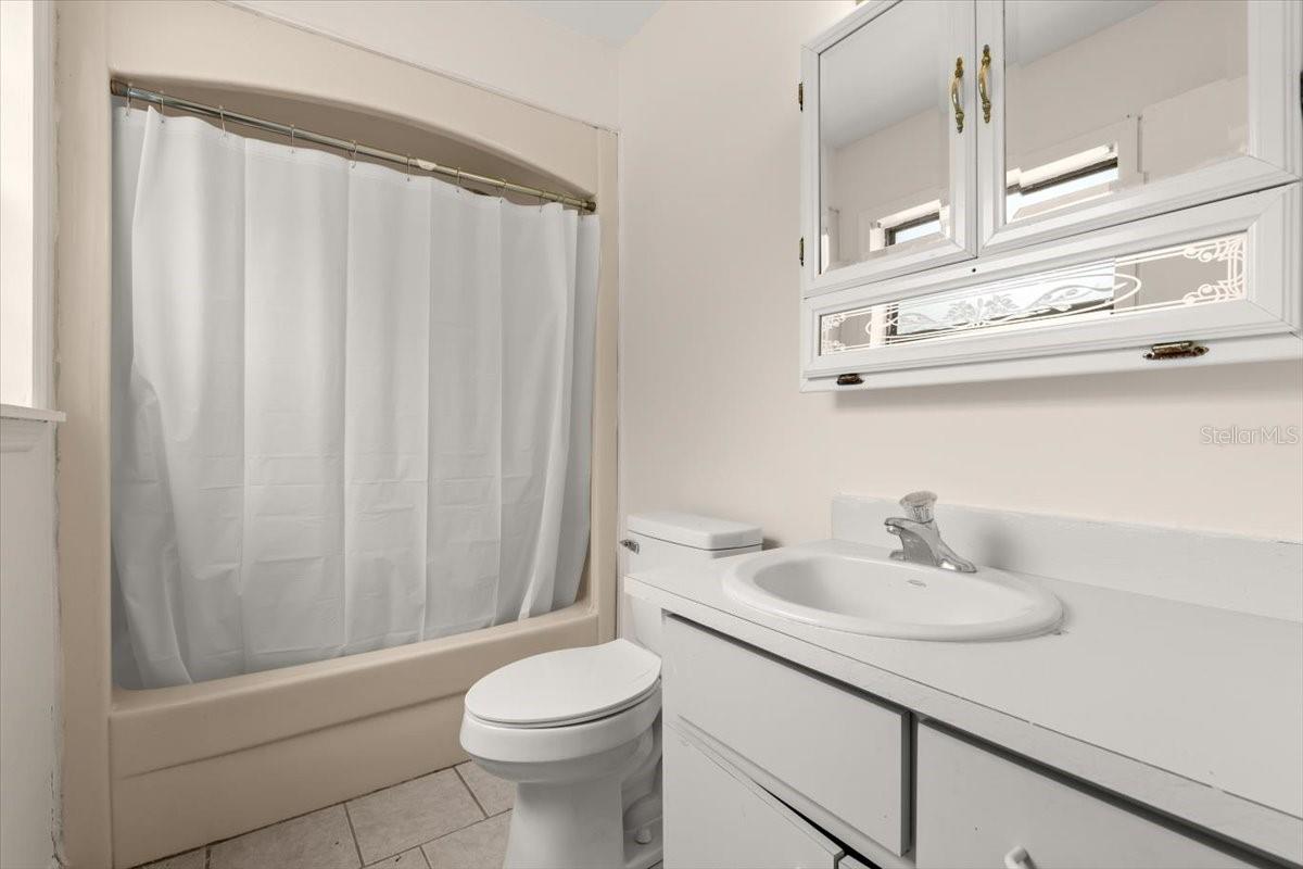 Image 23 of 45 For 1195 10th Street