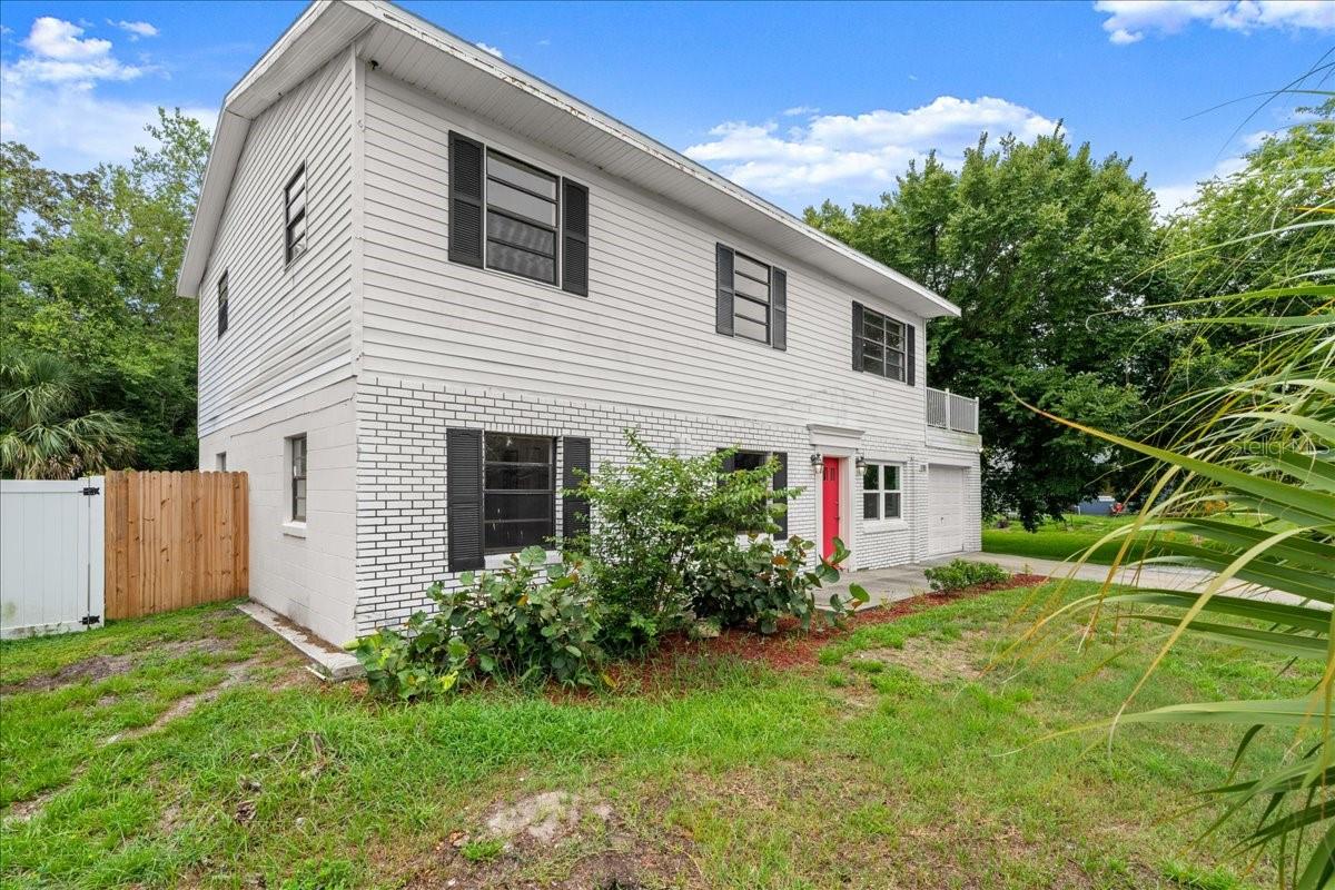 Image 3 of 45 For 1195 10th Street