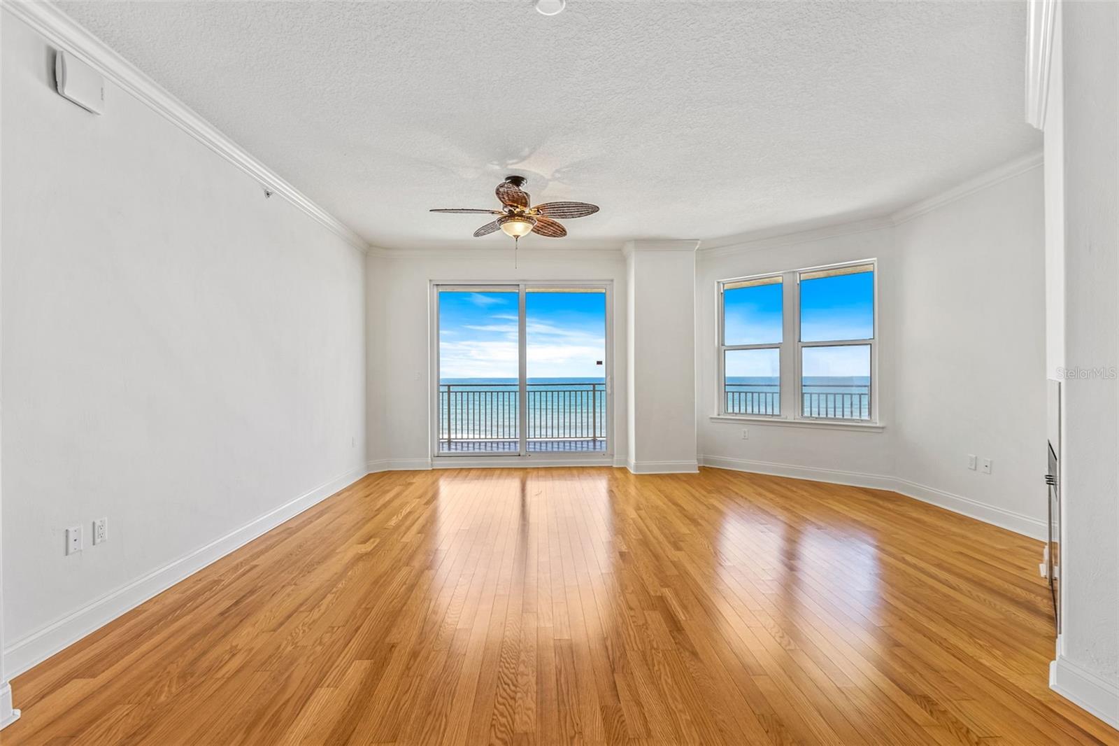 Image 3 of 51 For 2515 Atlantic Ave  507