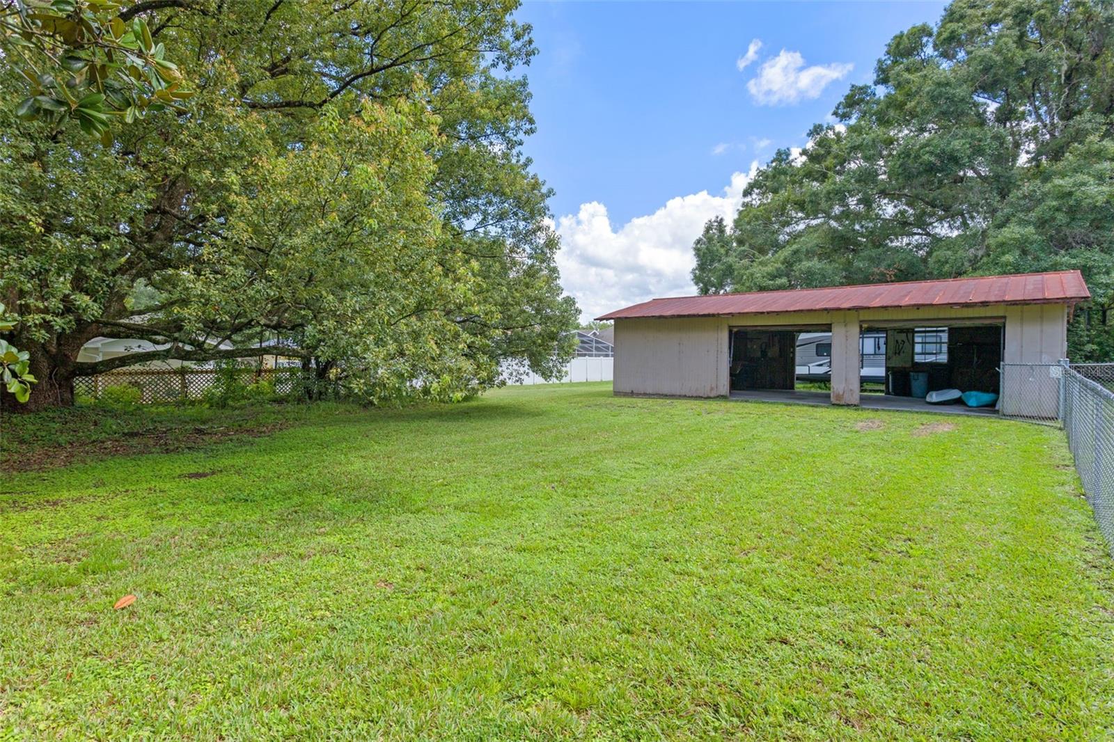 Image 37 of 47 For 7484 Redbud Lane