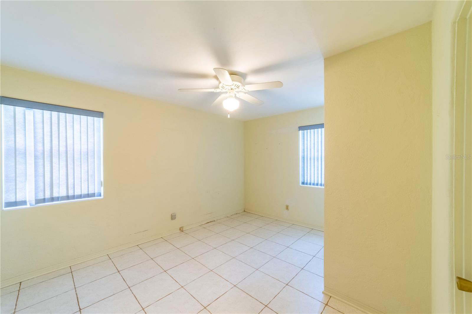 Image 14 of 28 For 321 Linda Circle