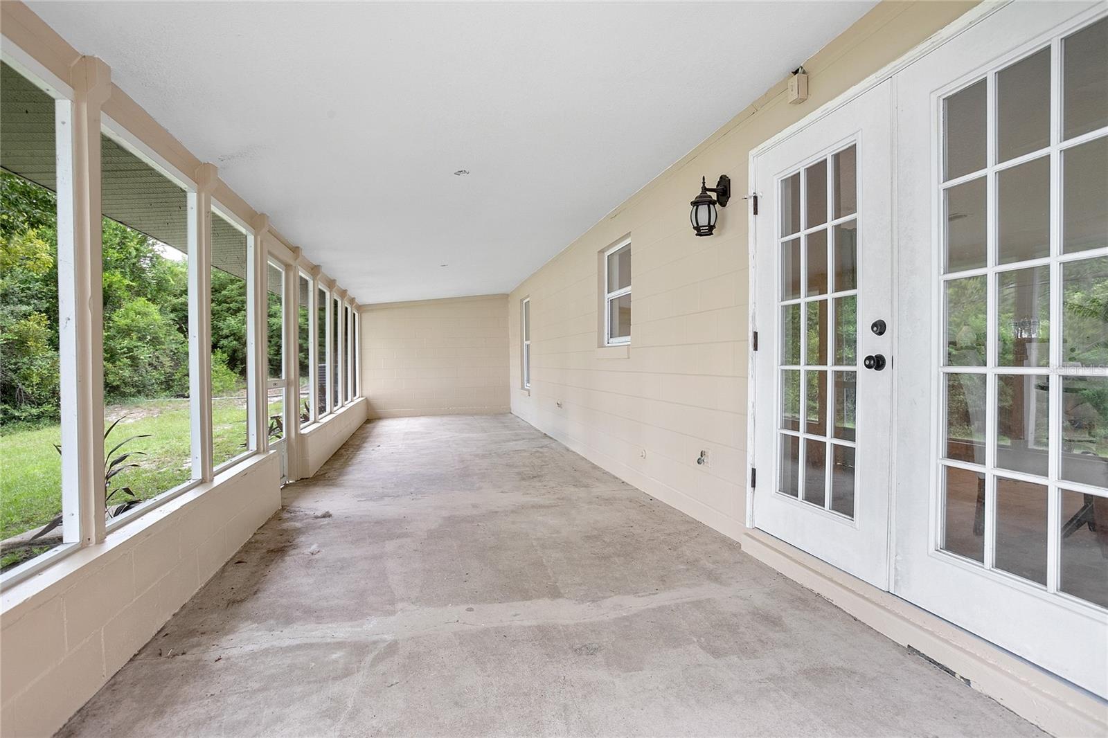 Image 14 of 23 For 1349 Pacific Court