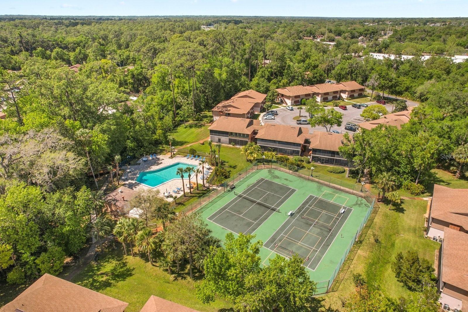 Image 8 of 9 For 180 Magnolia Woods Court 18c