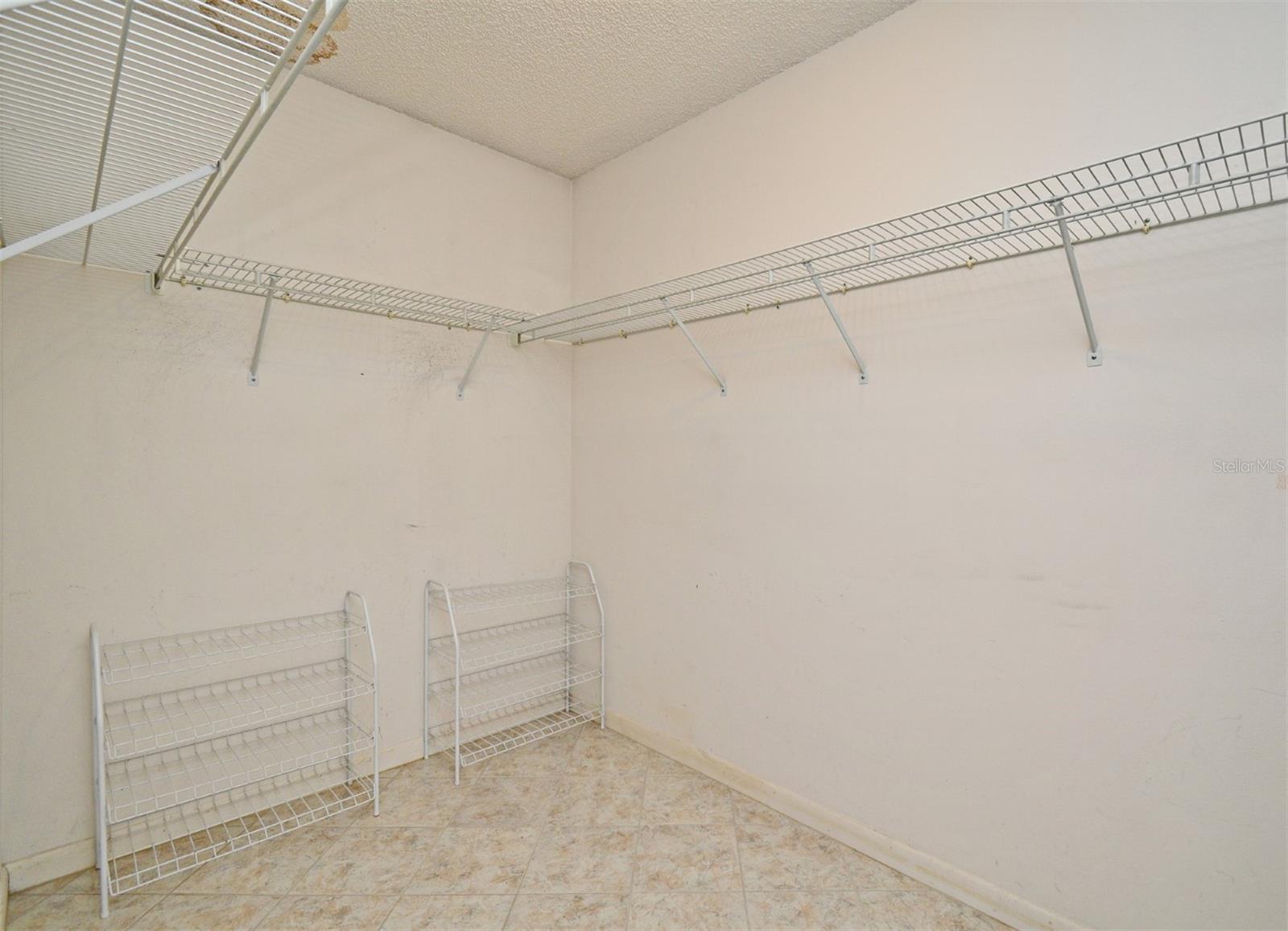 Image 17 of 41 For 1902 Tweed Court