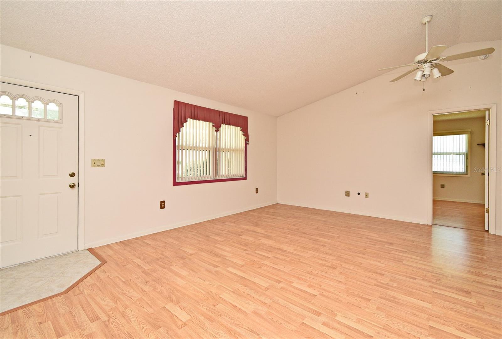Image 6 of 41 For 1902 Tweed Court