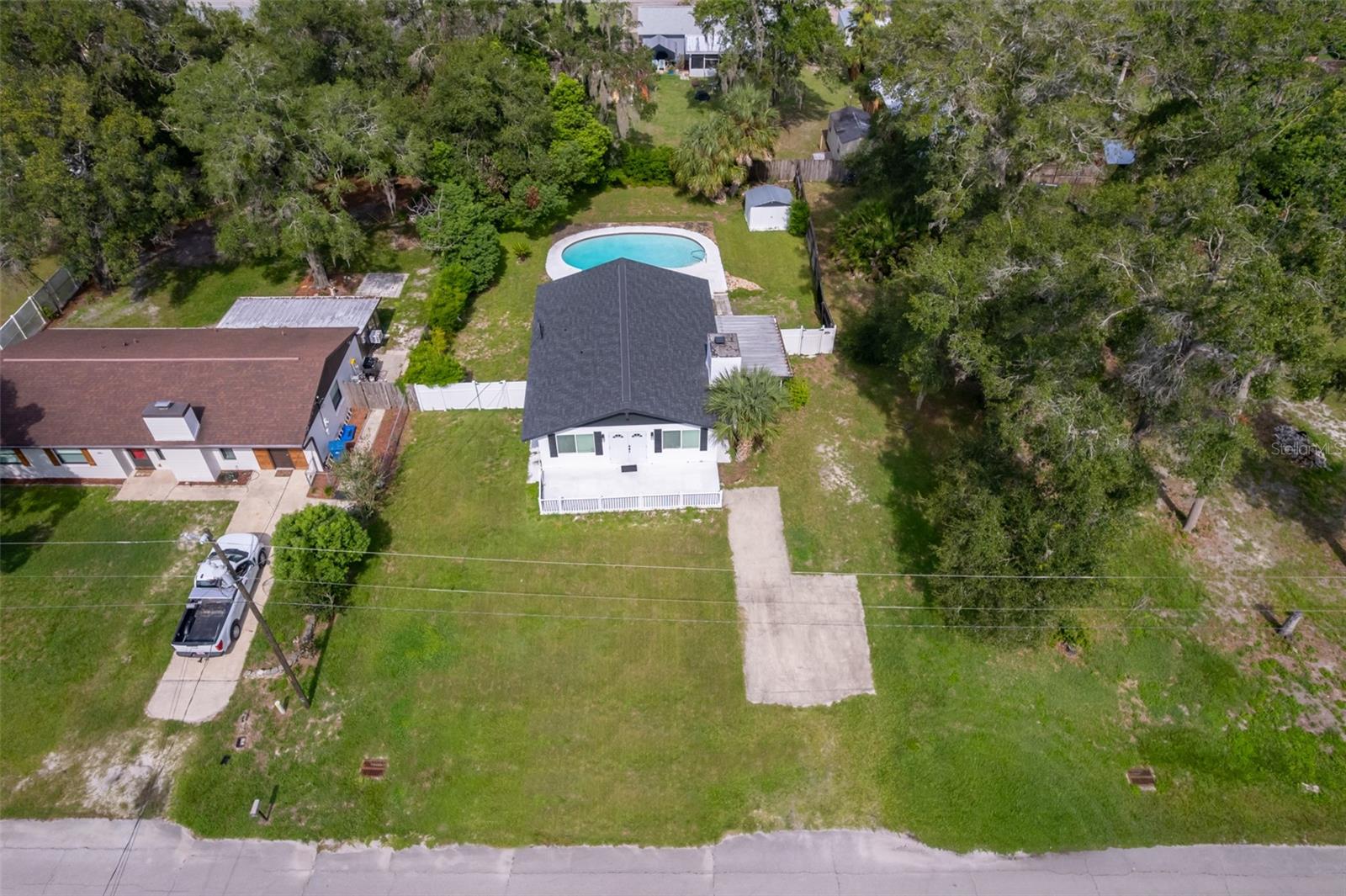 Image 4 of 25 For 571 James Street