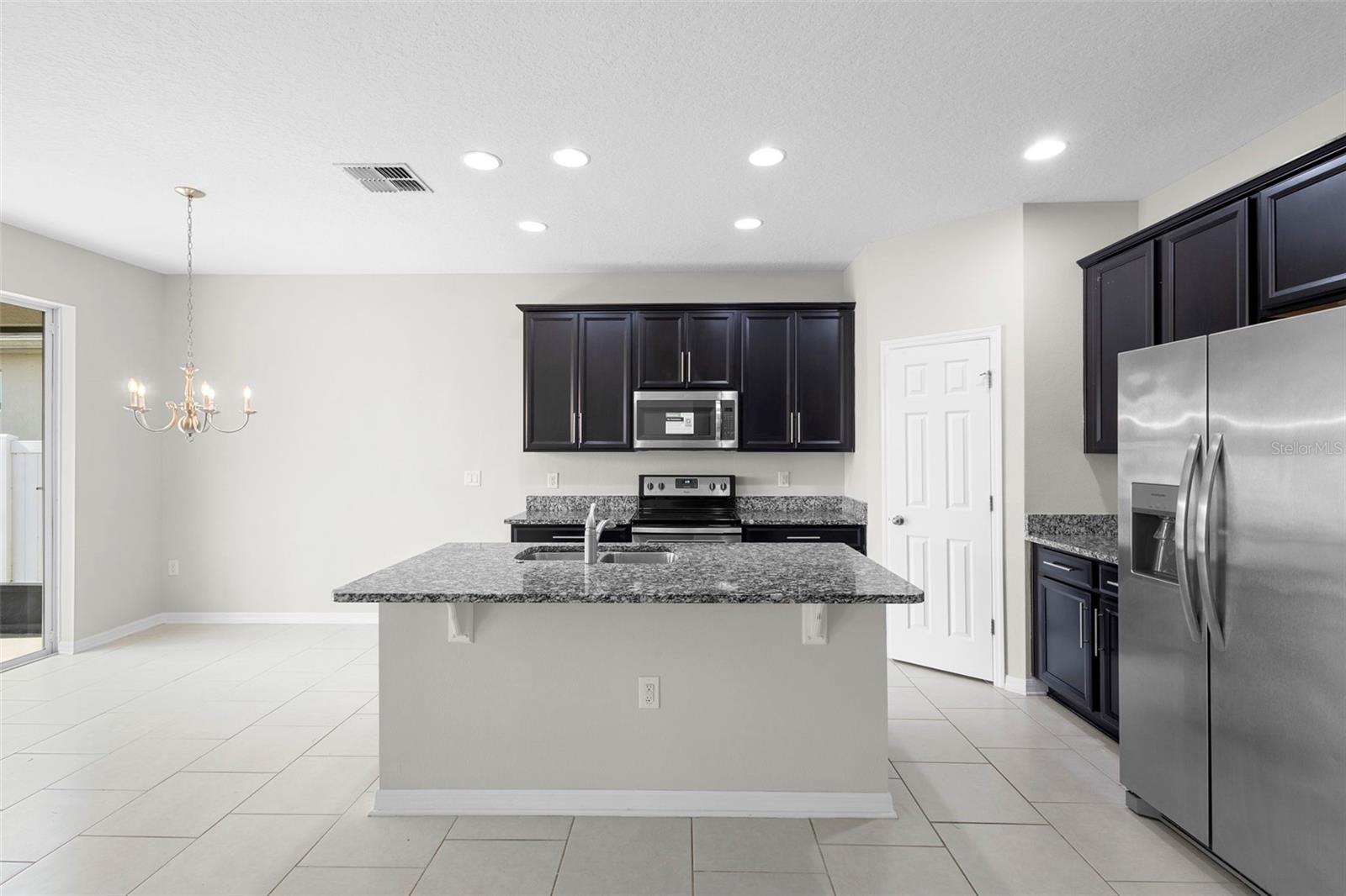 Image 15 of 52 For 2400 Sanderling Street