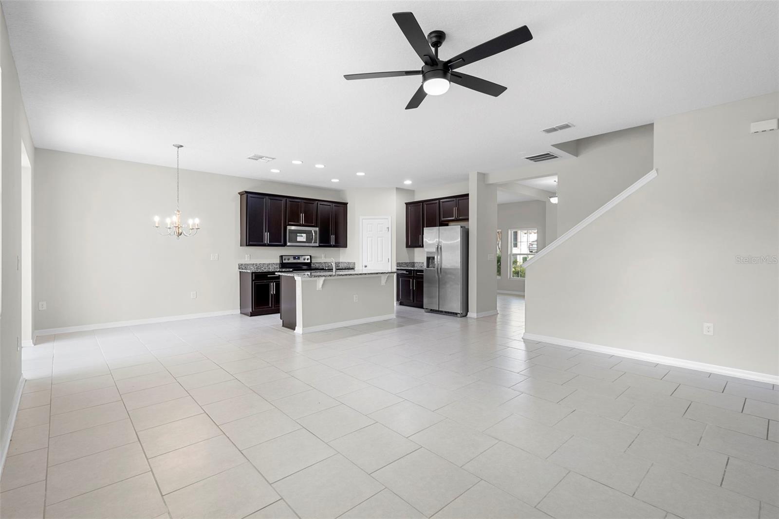 Image 20 of 52 For 2400 Sanderling Street