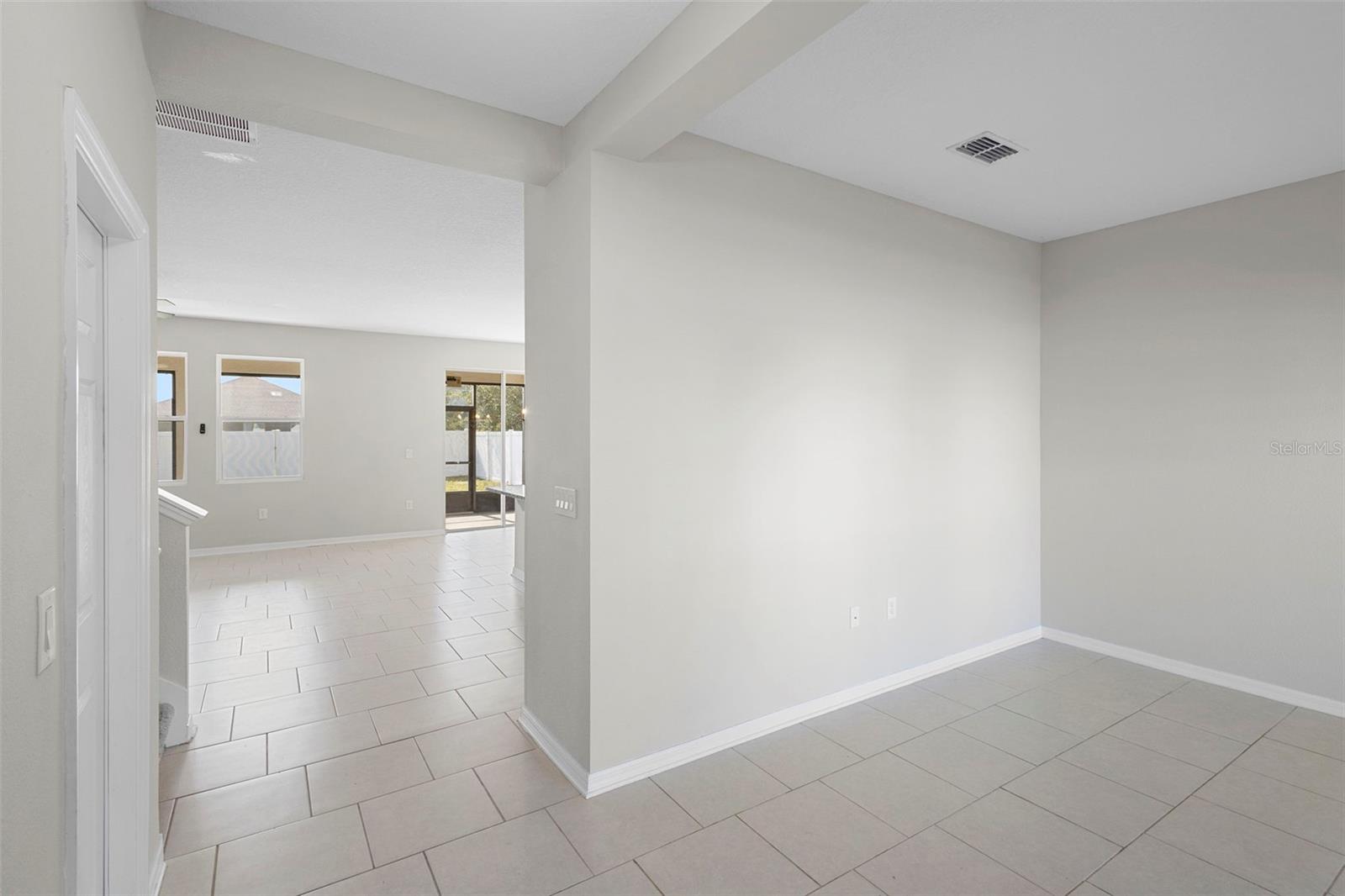 Image 24 of 52 For 2400 Sanderling Street