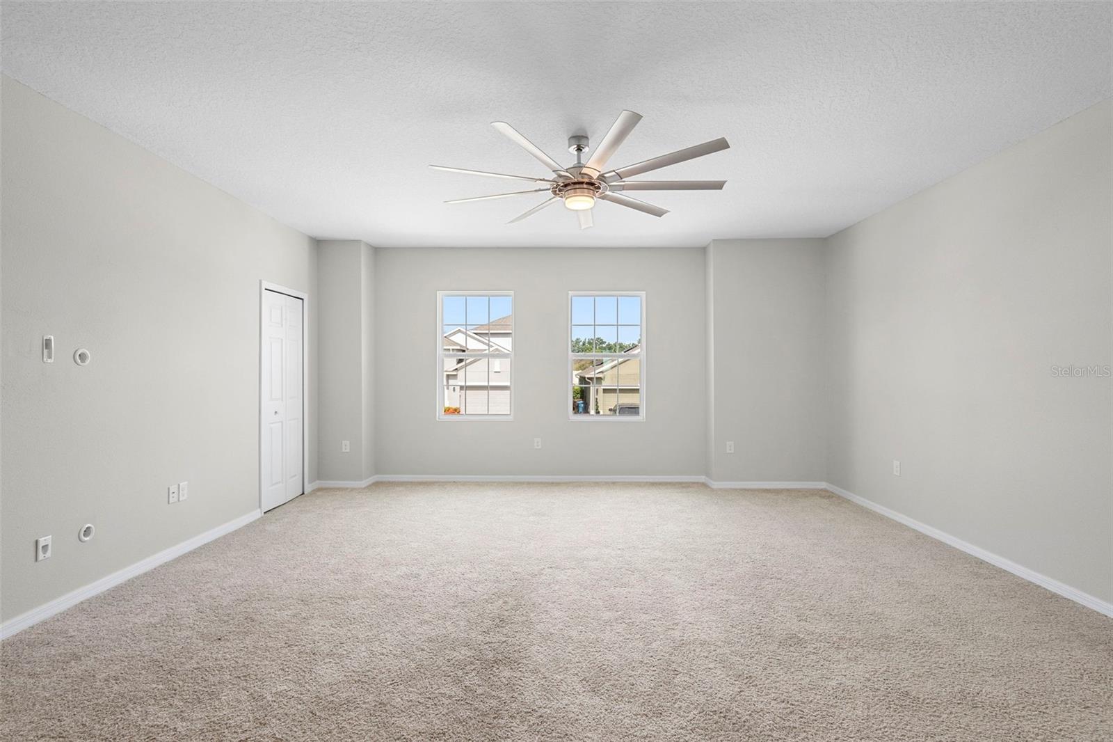 Image 29 of 52 For 2400 Sanderling Street