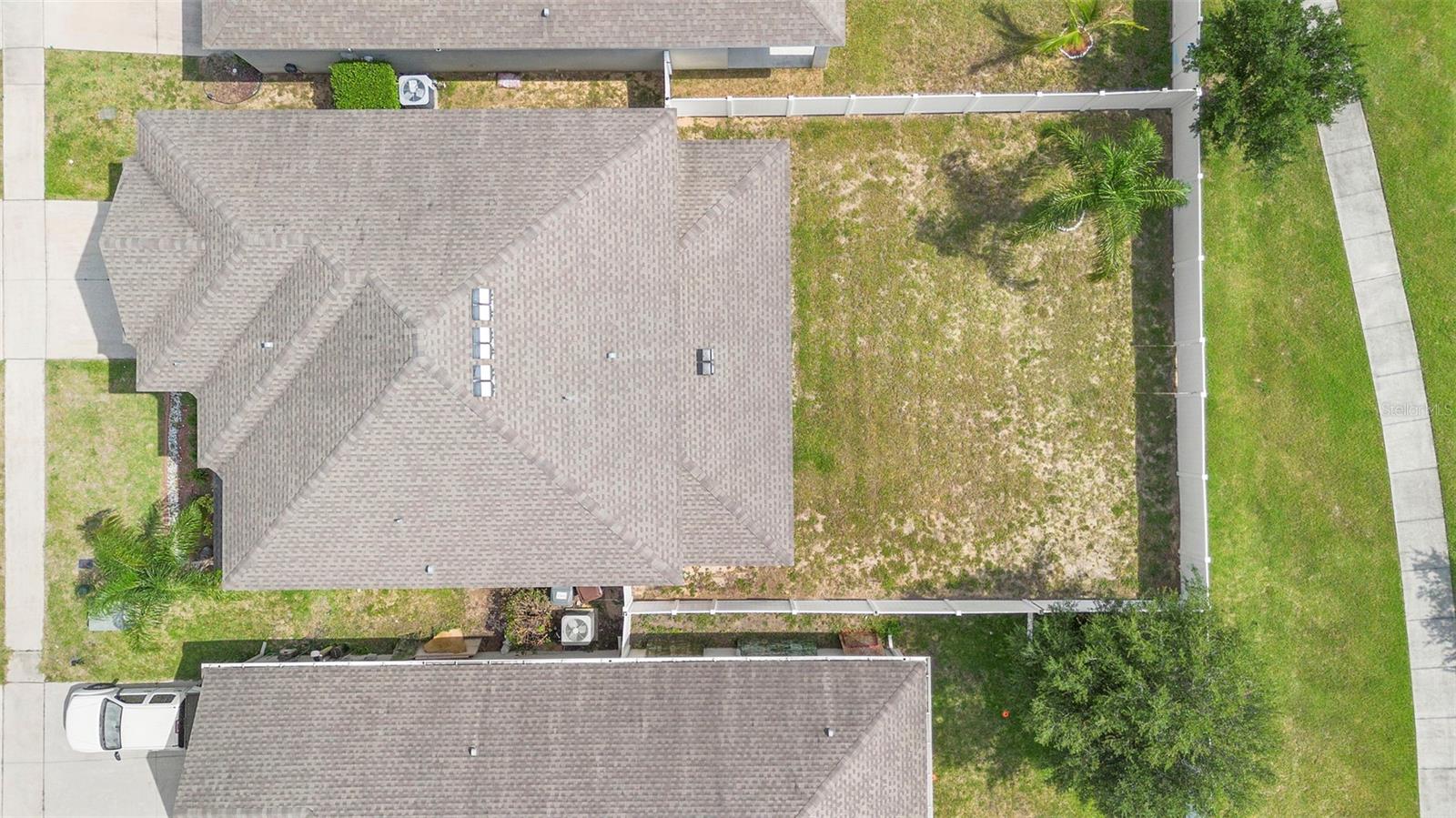 Image 45 of 52 For 2400 Sanderling Street