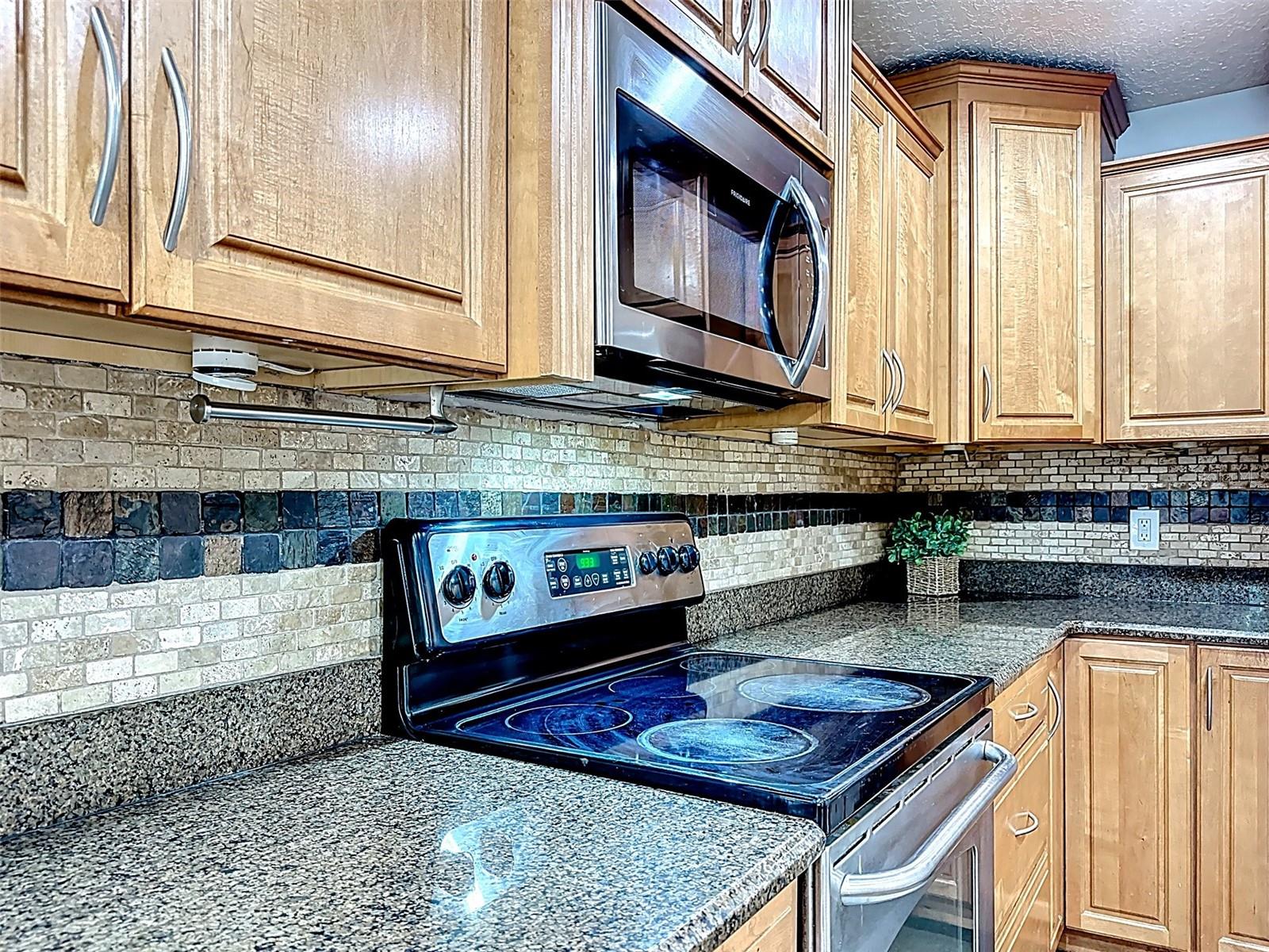 Image 11 of 30 For 341 Hornbeam Drive