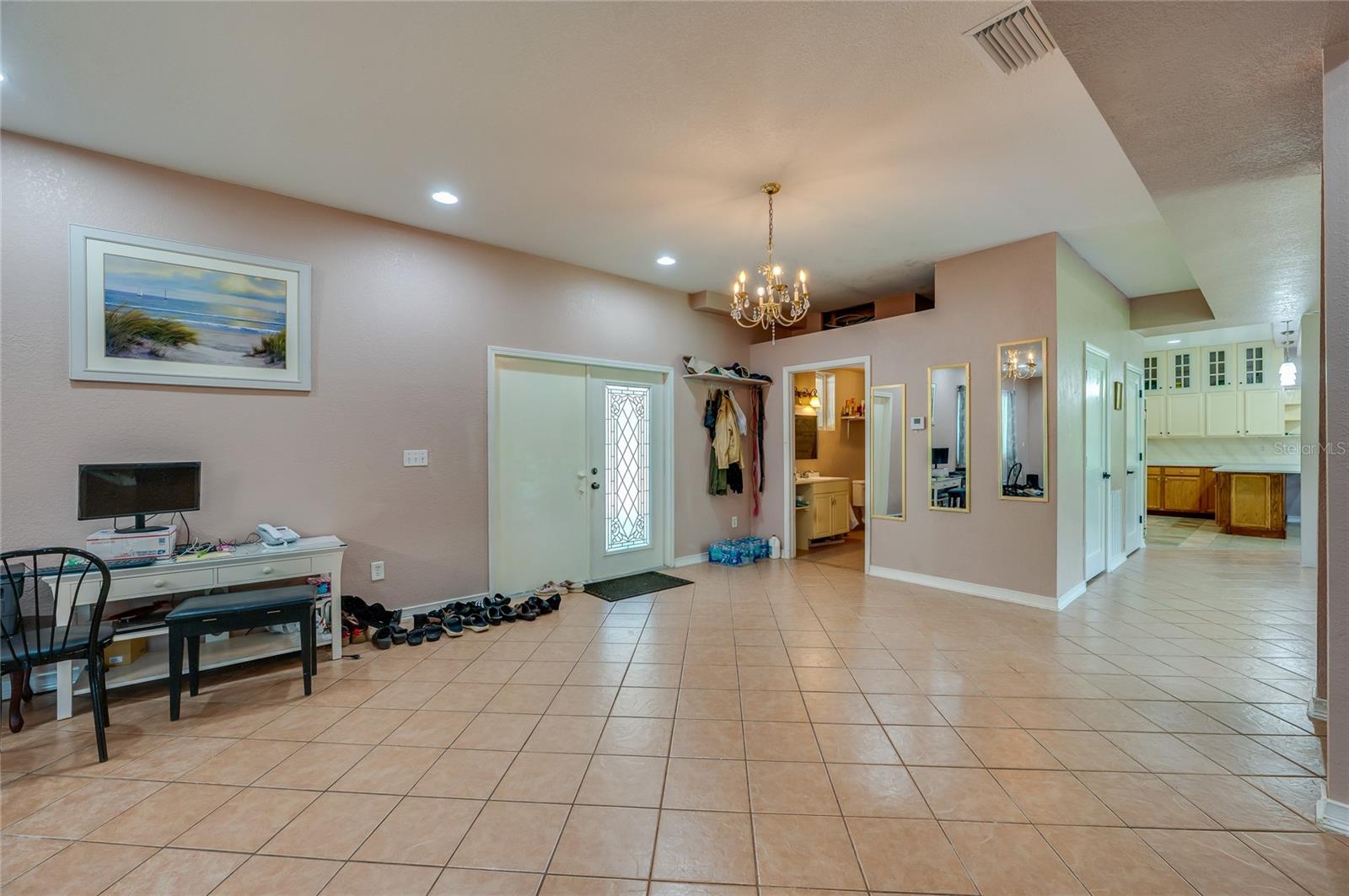 Image 18 of 55 For 4666 Fir Road