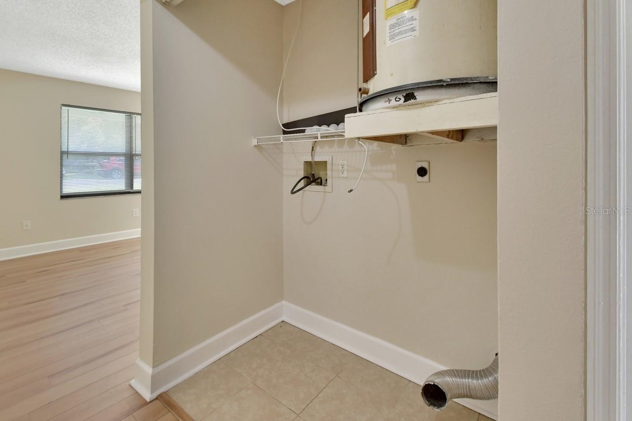 Image 13 of 30 For 320 Webb Street
