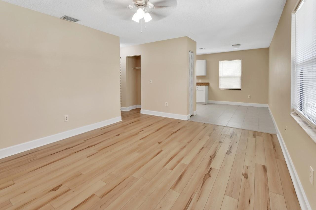 Image 2 of 30 For 320 Webb Street