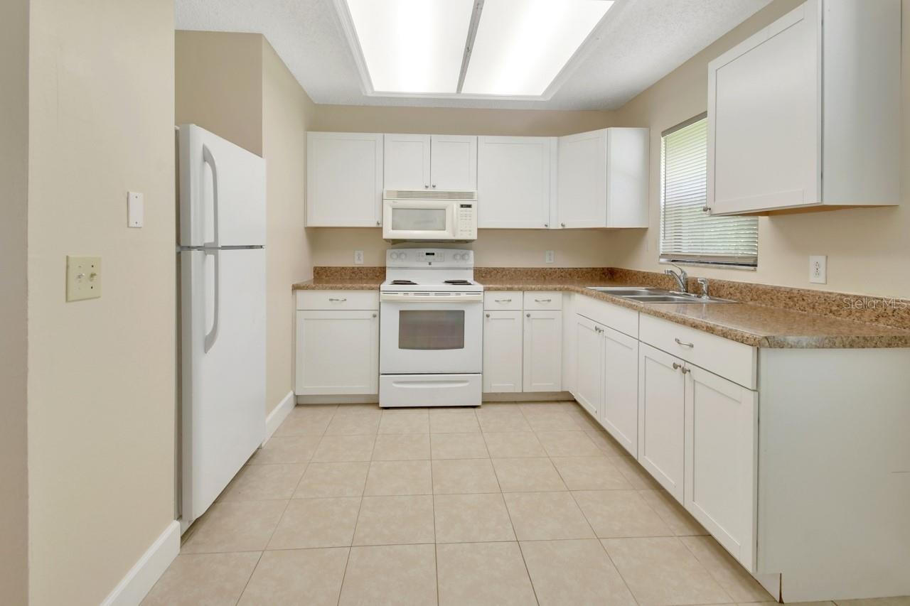 Image 6 of 30 For 320 Webb Street