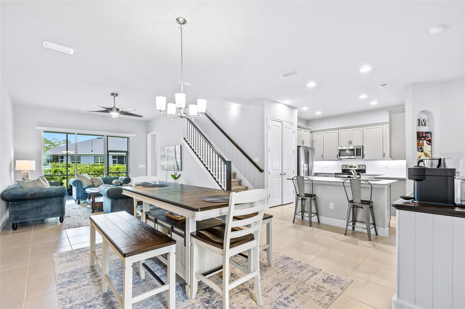 Image 5 of 55 For 6423 Hanfield Lane
