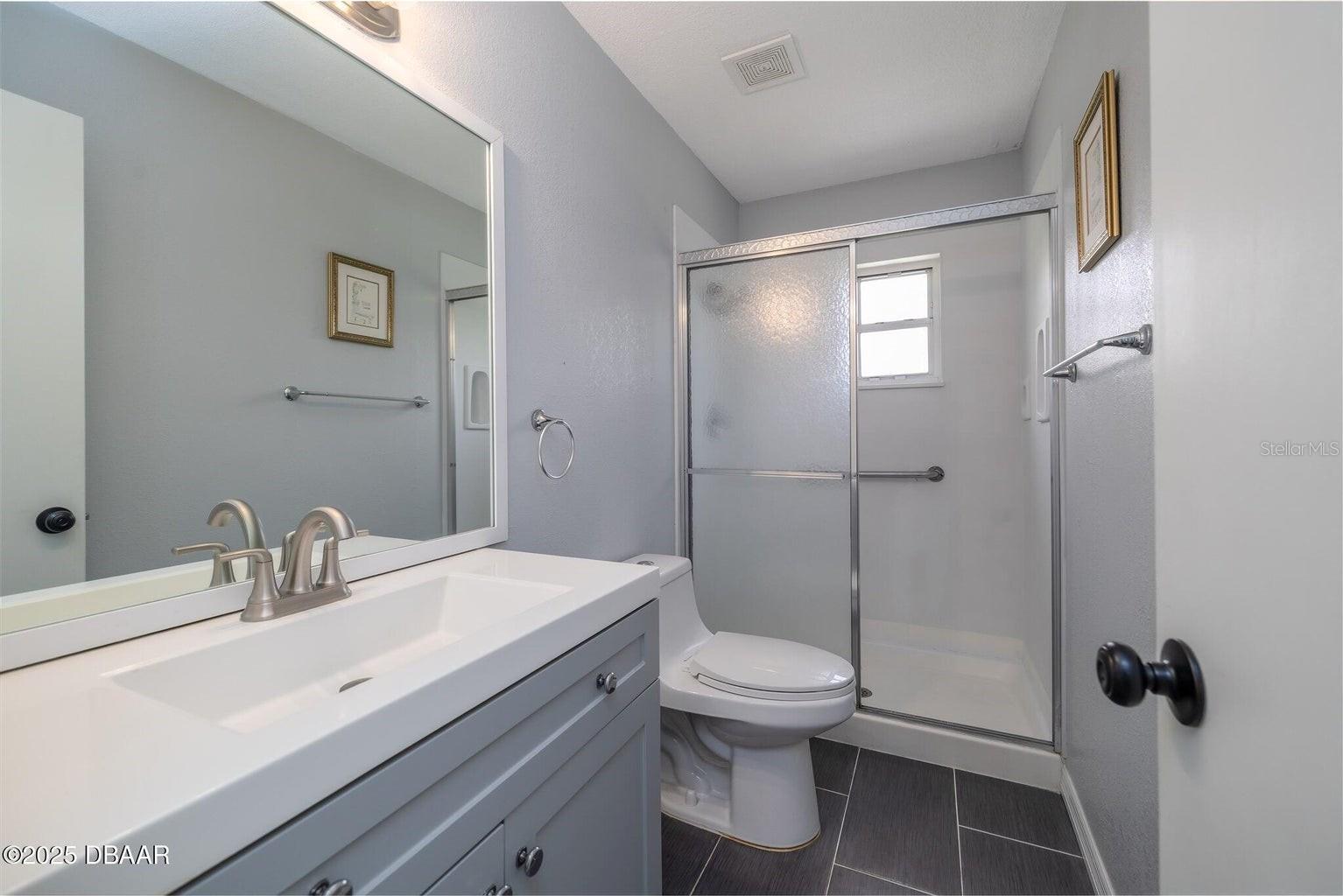 Image 15 of 28 For 1437 Colin Kelly Avenue