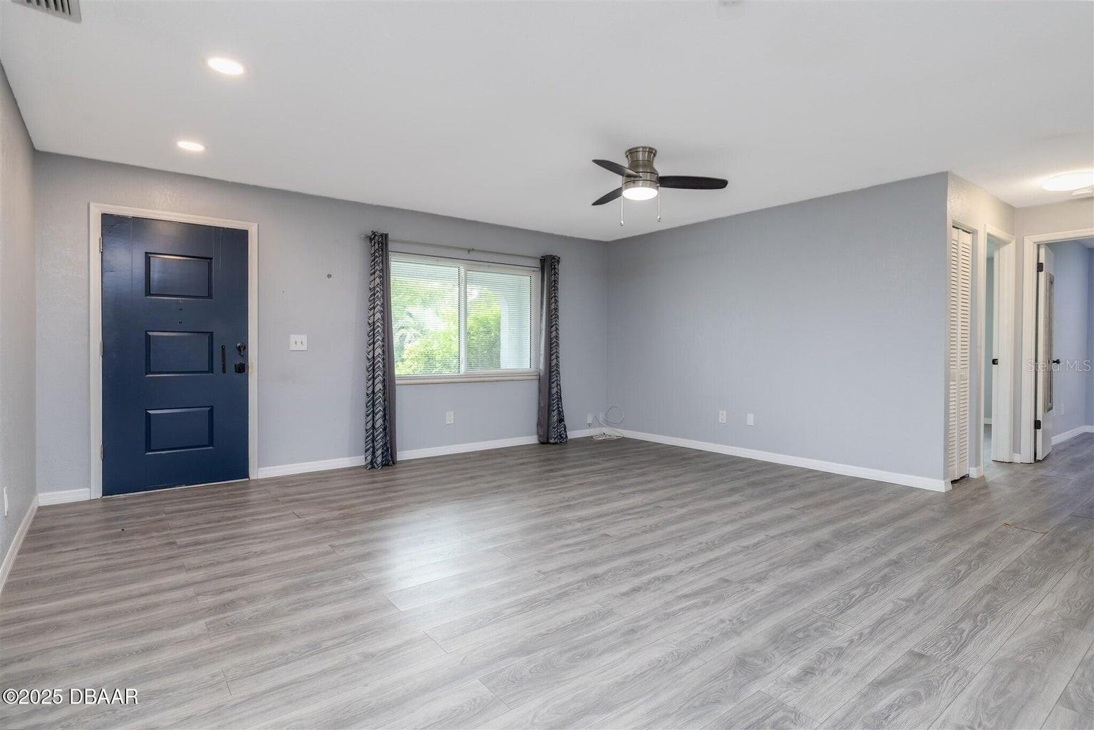Image 7 of 28 For 1437 Colin Kelly Avenue