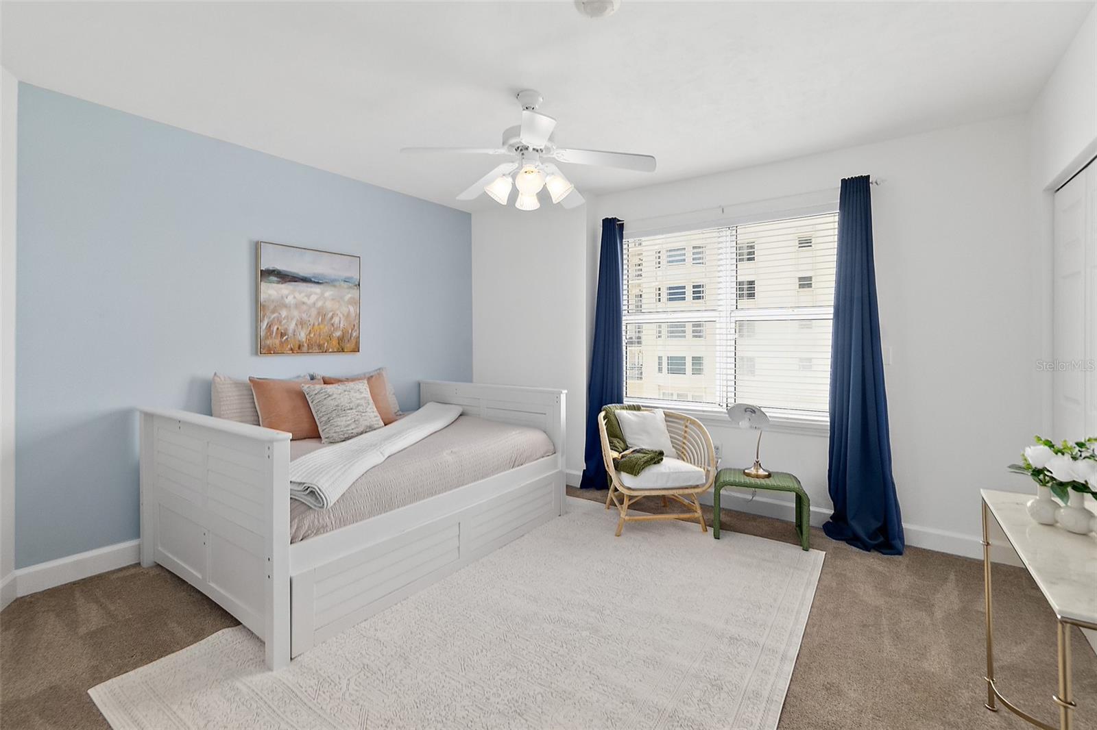 Image 4 of 58 For 3315 Atlantic Avenue 408