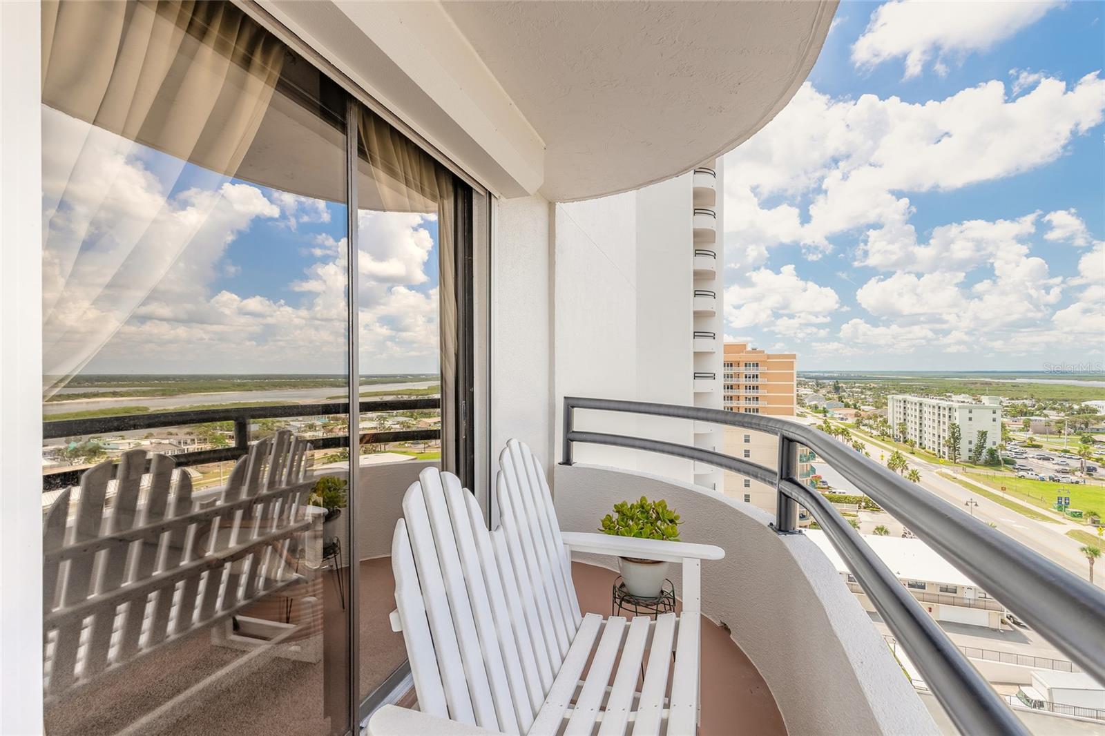 Image 10 of 71 For 3757 Atlantic Avenue 1201