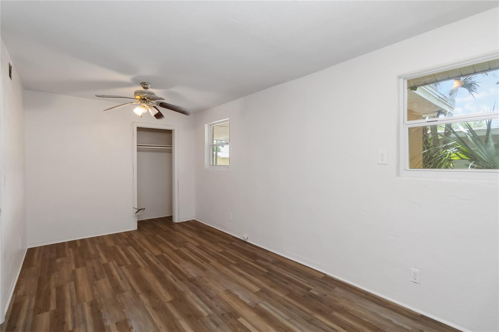 Image 9 of 22 For 444 Caroline Street