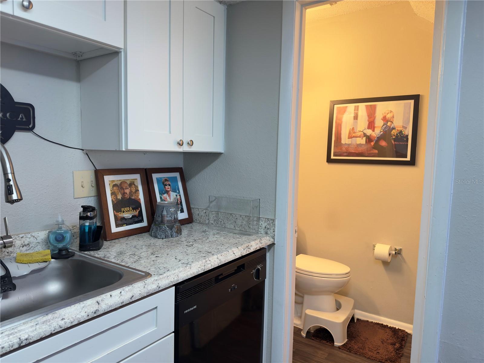 Image 10 of 34 For 4155 Semoran Boulevard 8