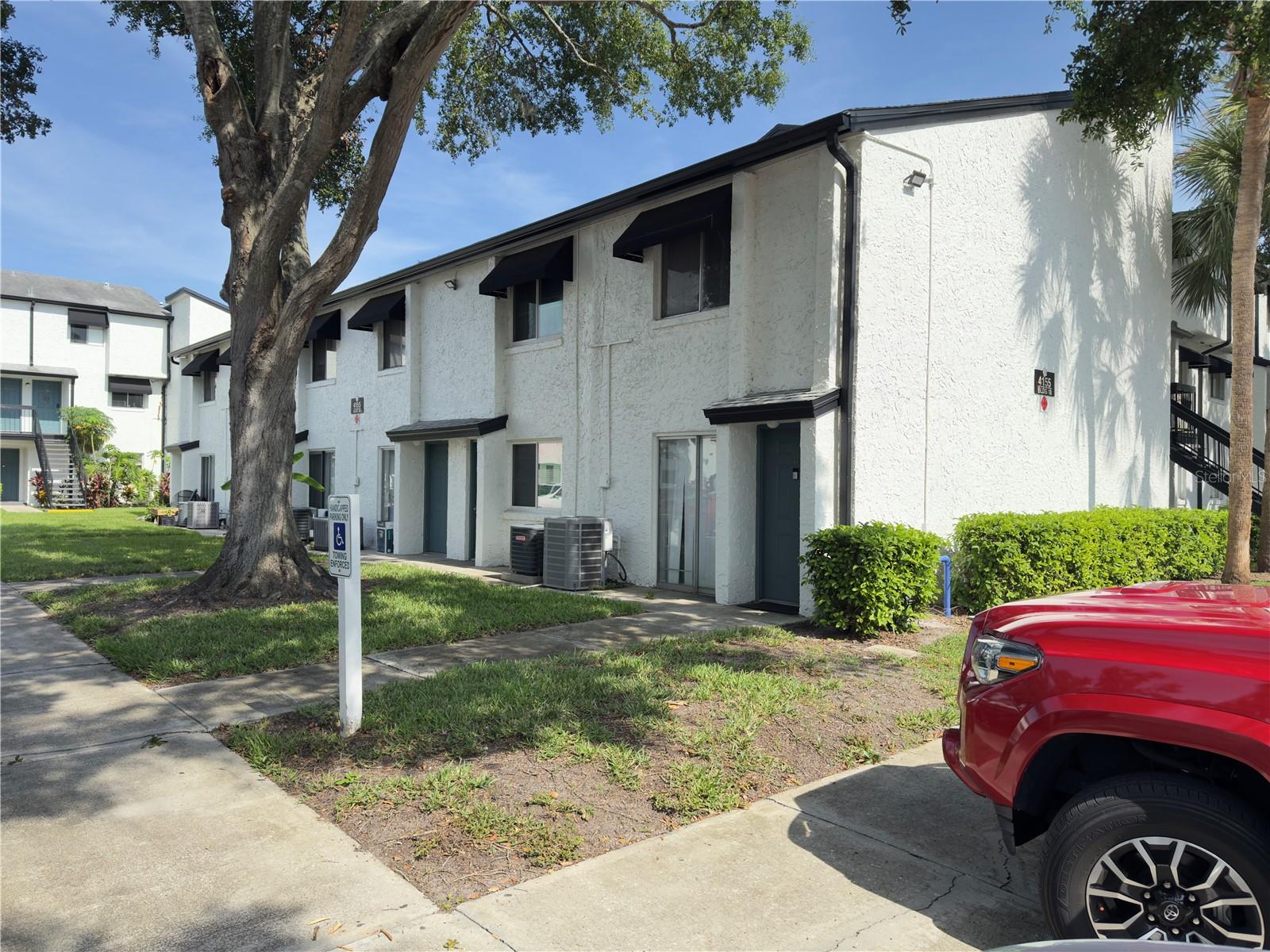 Image 2 of 34 For 4155 Semoran Boulevard 8