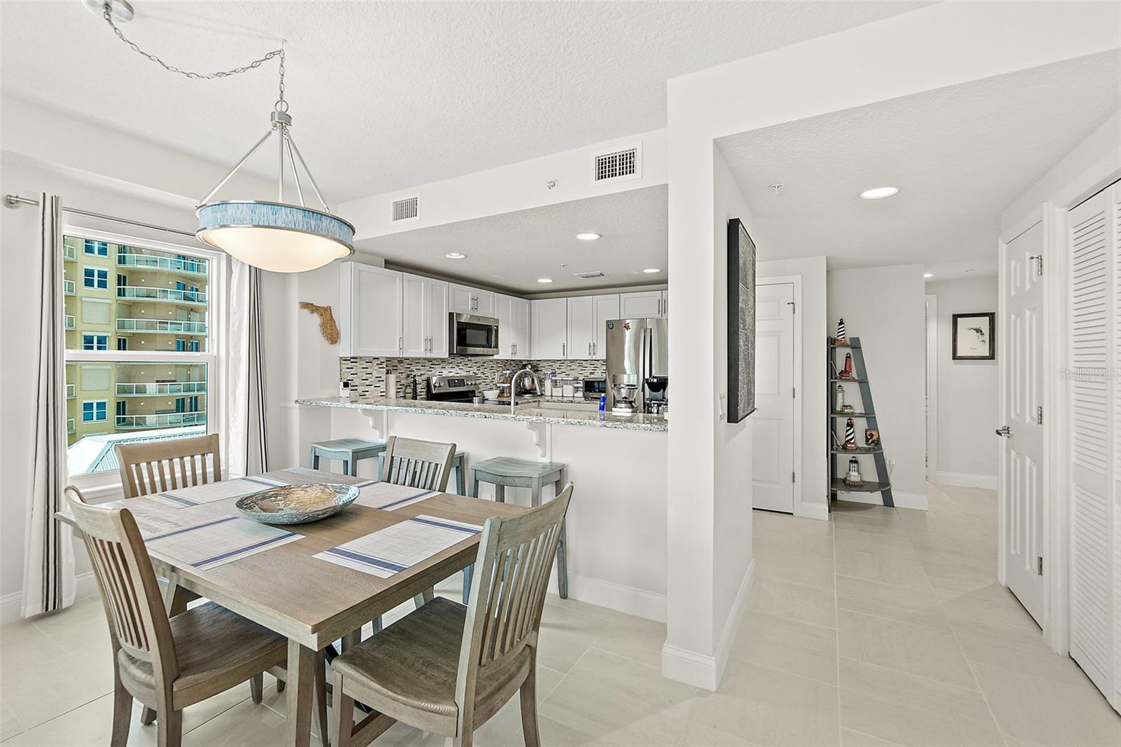 Image 17 of 65 For 3721 Atlantic Avenue 801