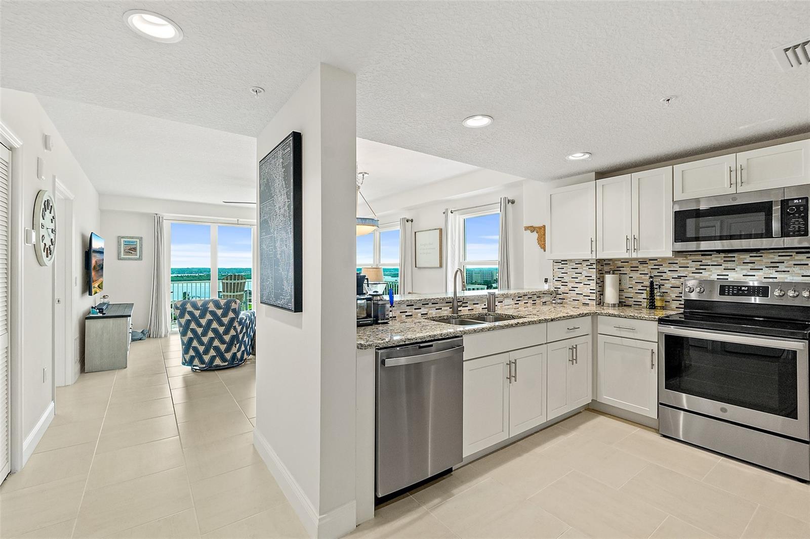 Image 21 of 65 For 3721 Atlantic Avenue 801