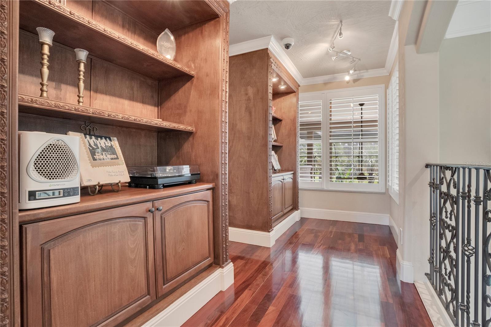 Image 18 of 71 For 1117 Oxbridge Lane
